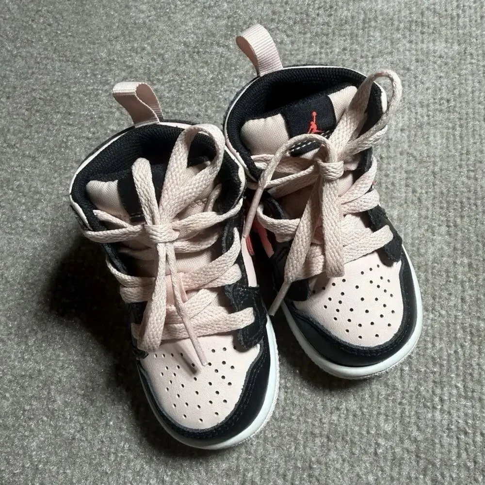 Nike Air Jordan 1 Mid (TD)‎ Atmosphere/Infrared 23/Black 640735 604 Size 5C